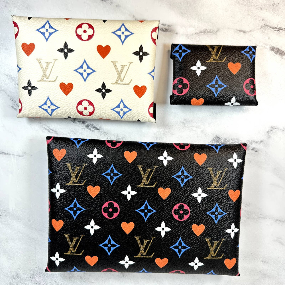 Louis Vuitton Game On Kirigami 3-Pochettes b&w hearts LV wallet/bags Rare Auth - Picture 5 of 12